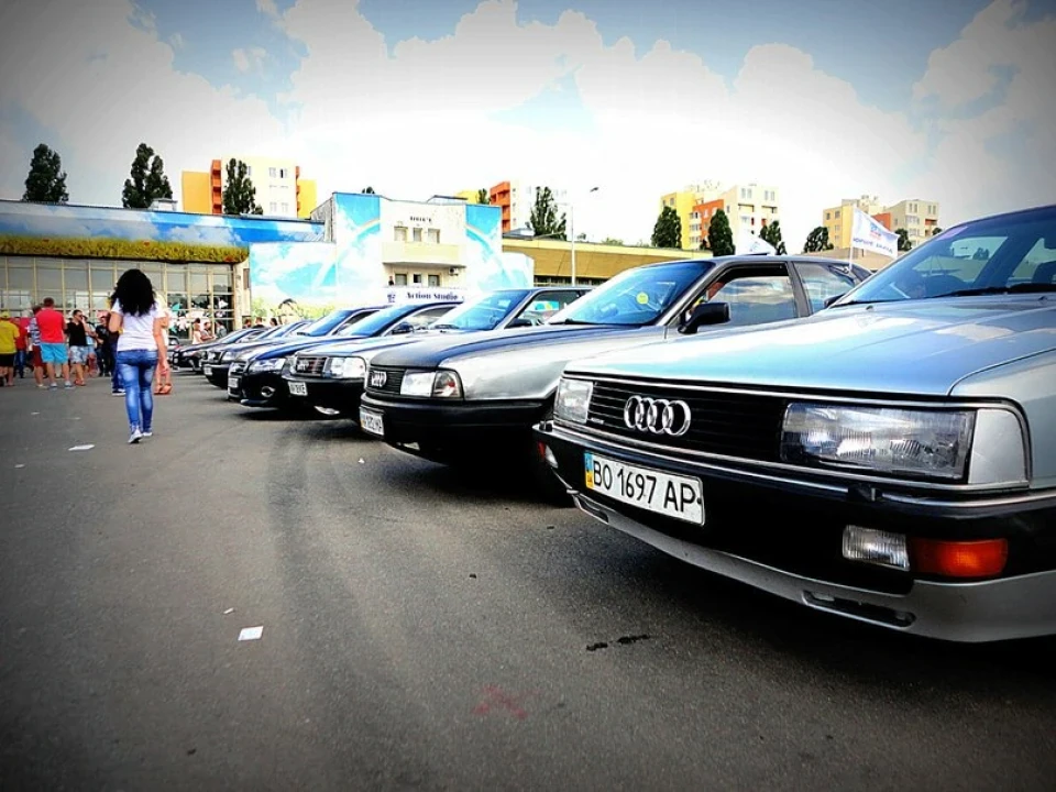 2500 км