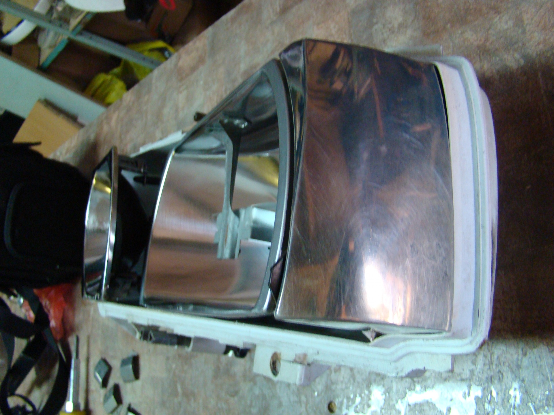 Блок фари Audi COUPE GT. Ремонт. 4