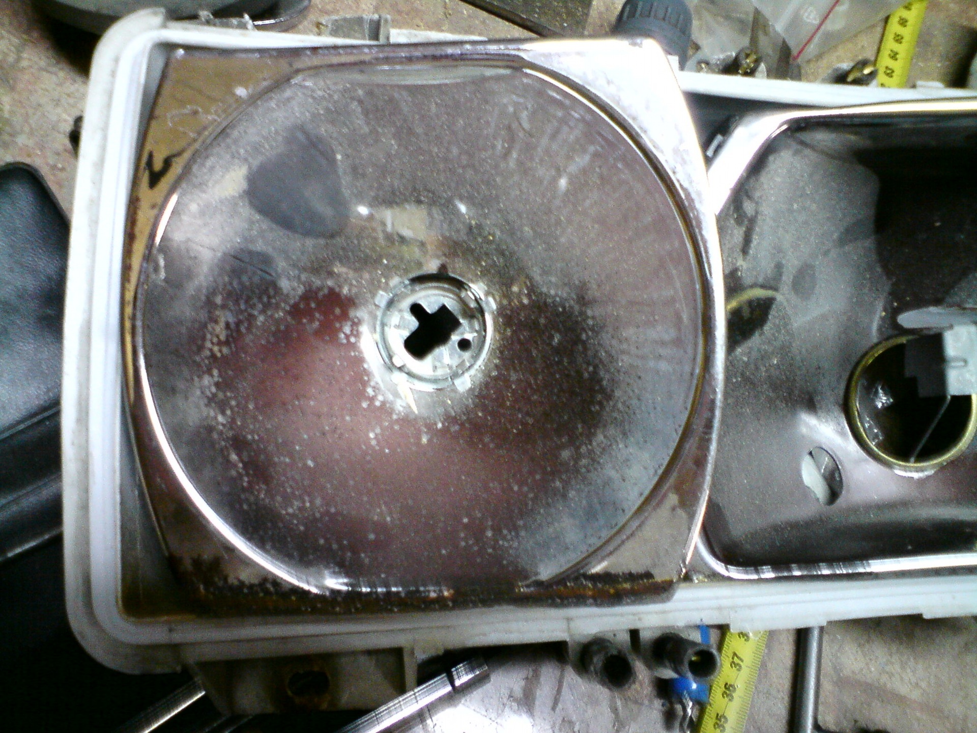 Блок фари Audi COUPE GT. Ремонт. 2