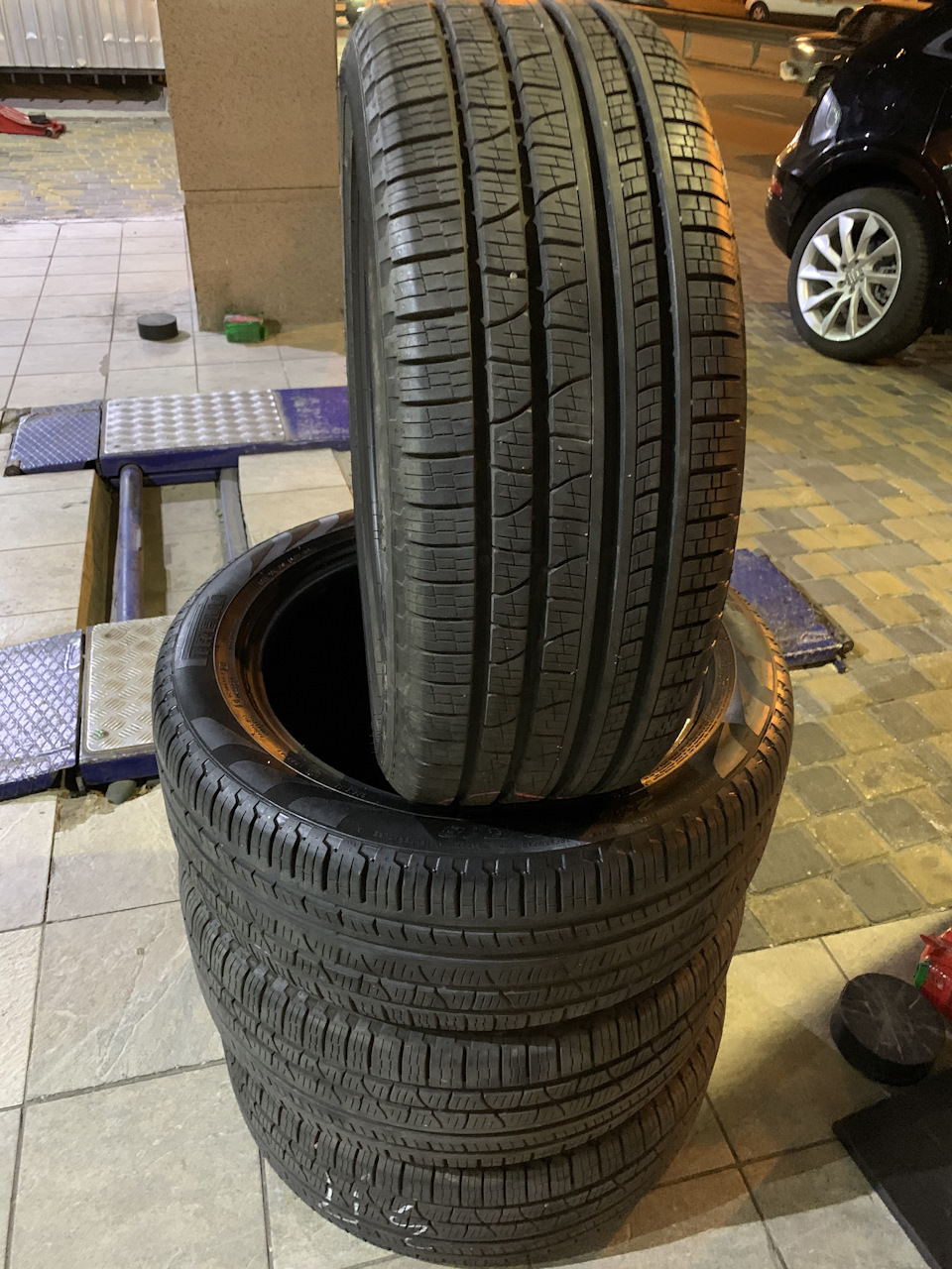 R18 оригінал Audi Q3! 5
