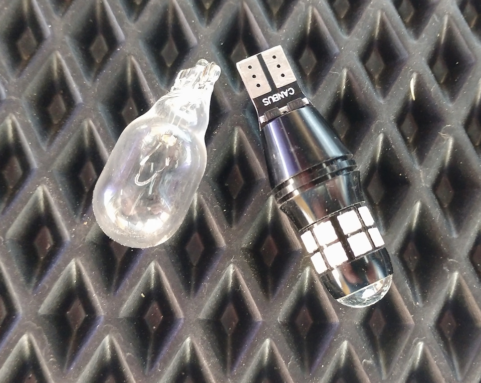 LED лампи заднього ходу 2