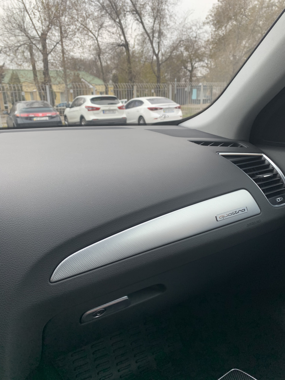 Декор салона Carbon Audi Q5 от SQ5 5