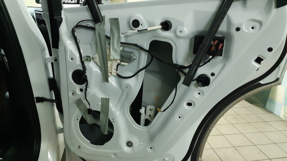 Шумоізоляція. Тонування. Як змінилося звучання B&O. 3