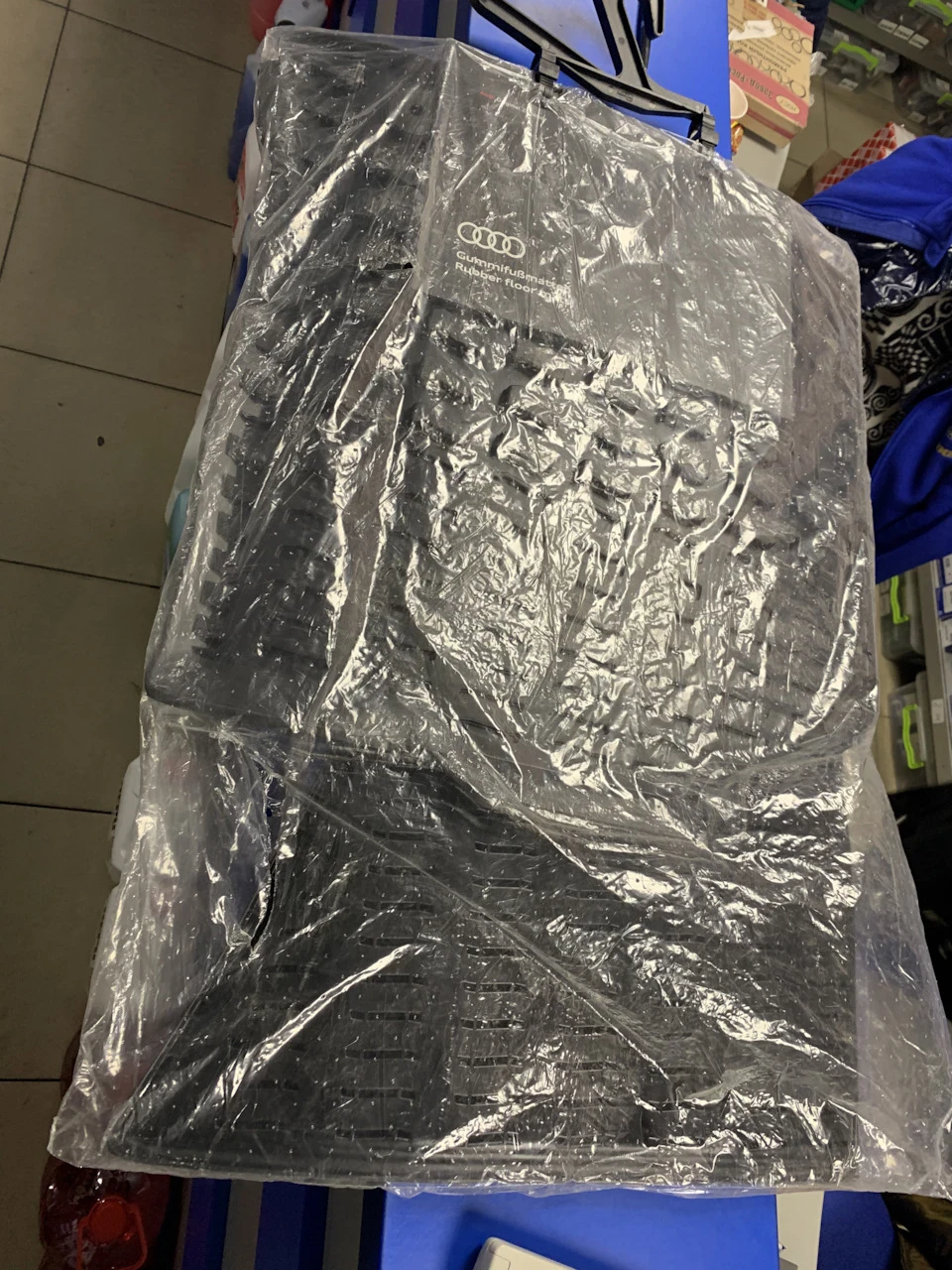 Нові килимки