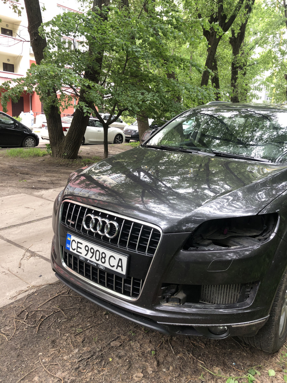 Вкрали фари в Києві. Будьте уважні 2
