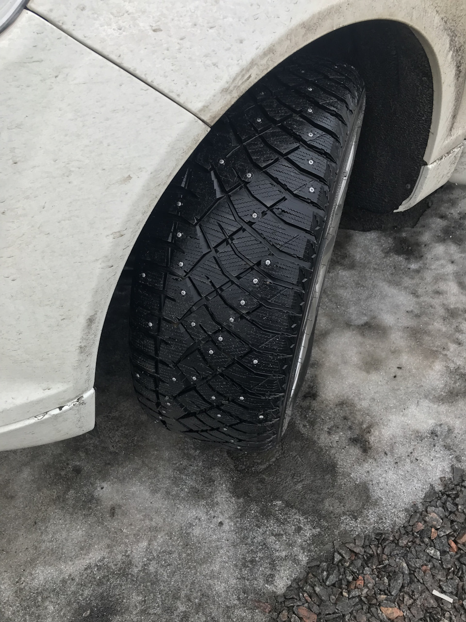 nitto therma spike 275/45 r20 2