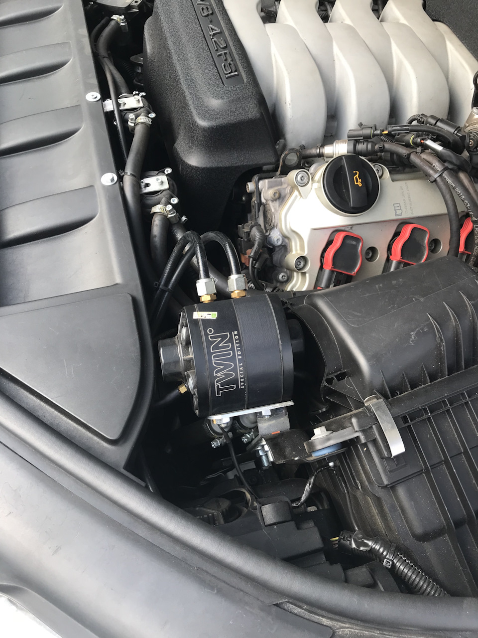 Встановлення ГБО на Audi q7 4,2 fsi 2