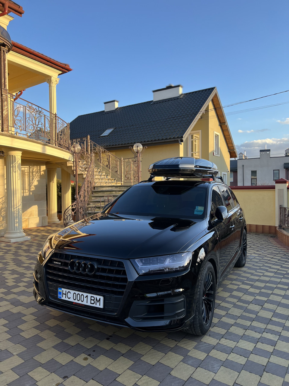 #12 Встановлення поперечок і боксу Thule 4