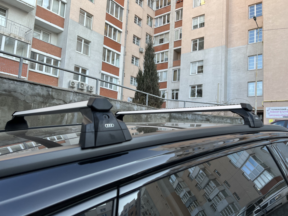 #12 Встановлення поперечок і боксу Thule 3