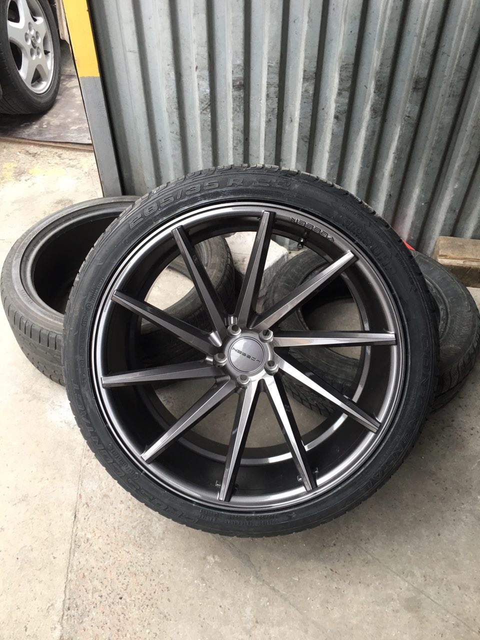Vossen CVT R22 + CONTIC 285\35 4