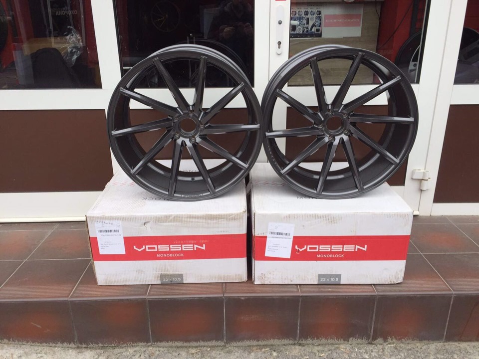 Vossen CVT R22 + CONTIC 285\35 2