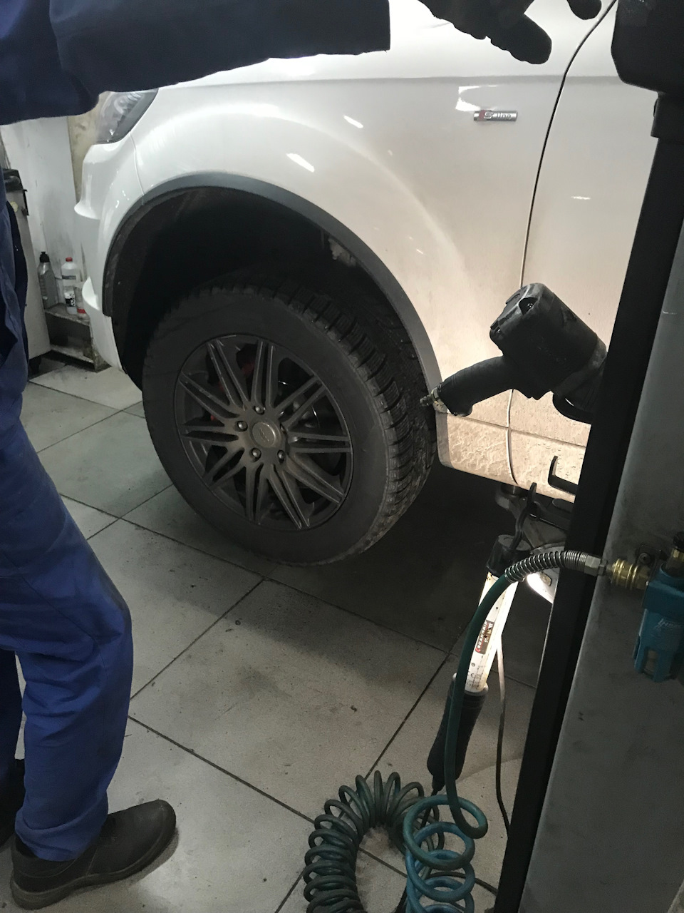 Заміна гальмівних колодок 2