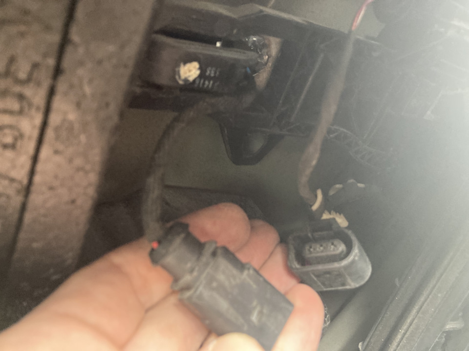 Keyless вимкнений, але працює-кааак? 1