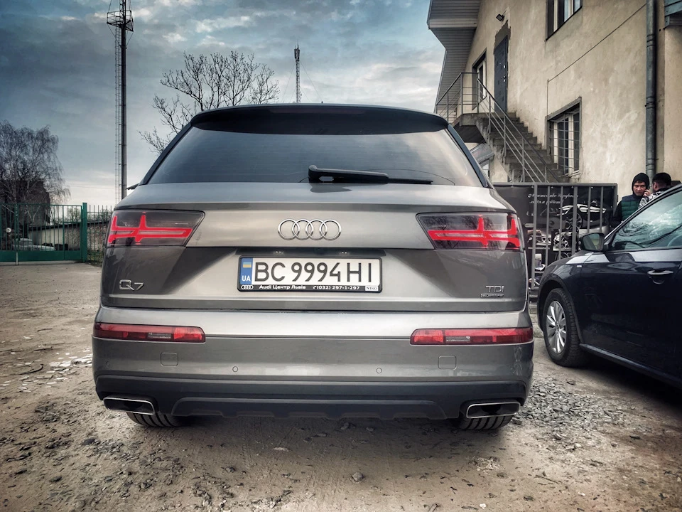 05. Задні ліхтарі BlackLine