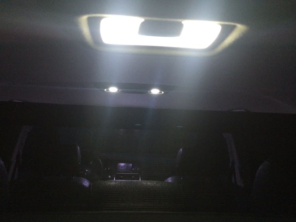 LED освітлення салону 2