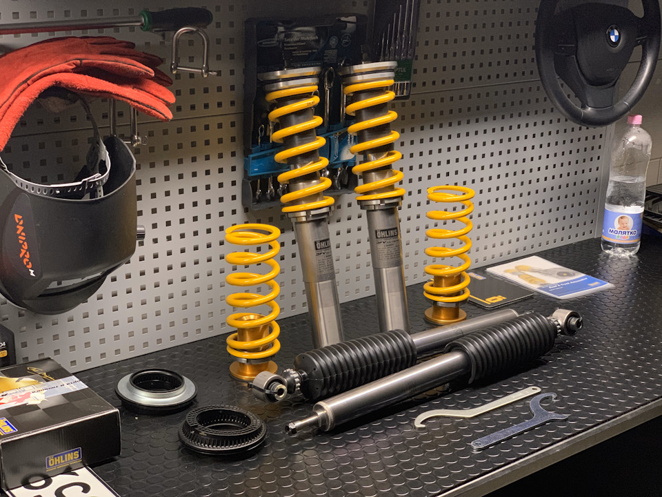 Ohlins Road & Track DFV 3