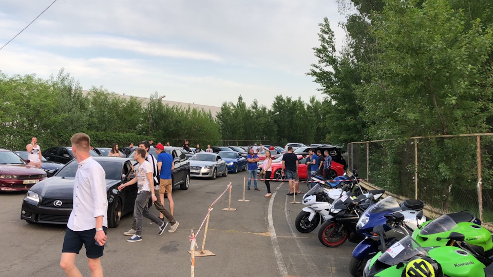 Відкриття сезону драг рейсингу в Києві 1