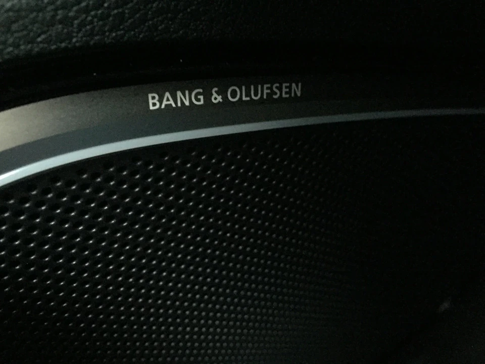 BANG & OLUFSEN