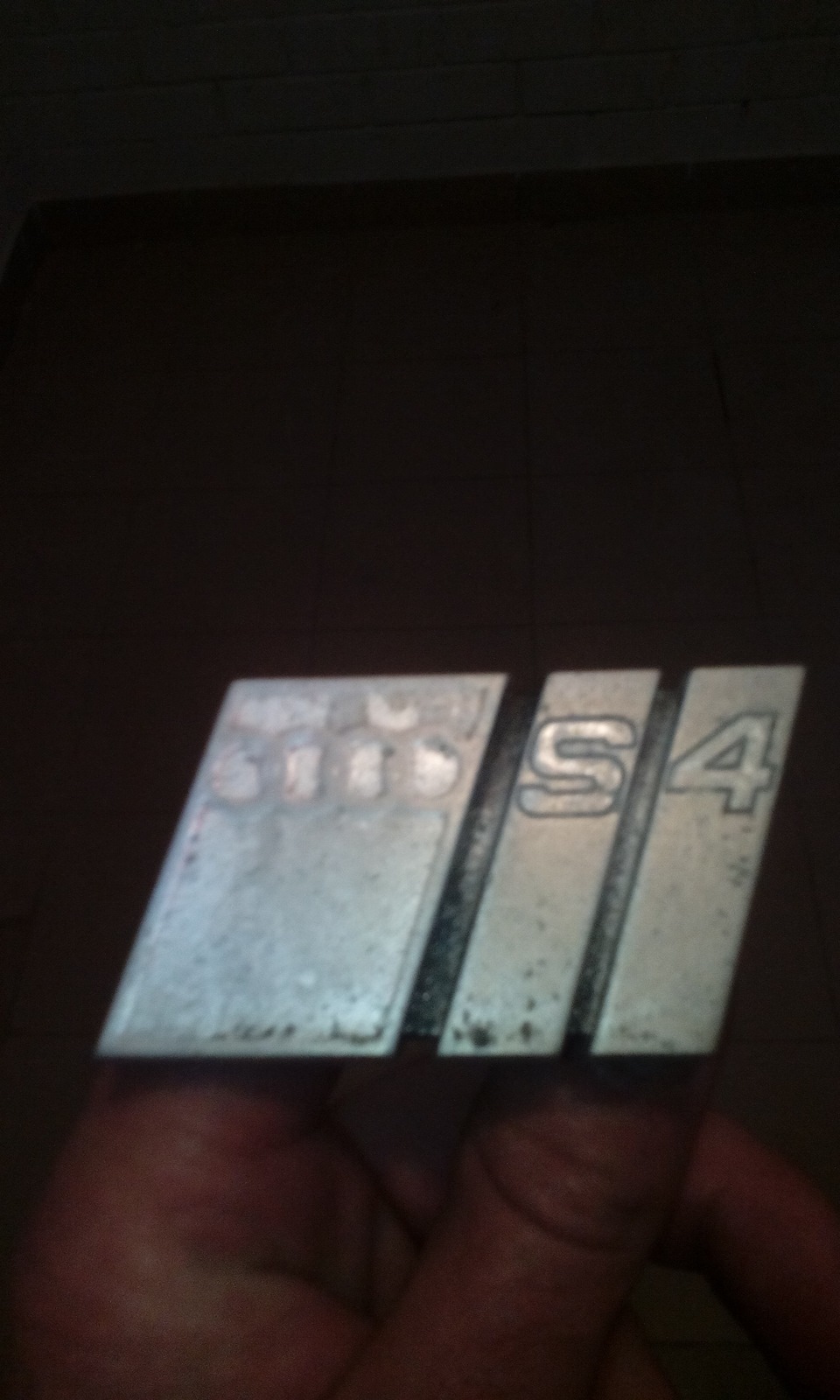 Шильдік S4 1