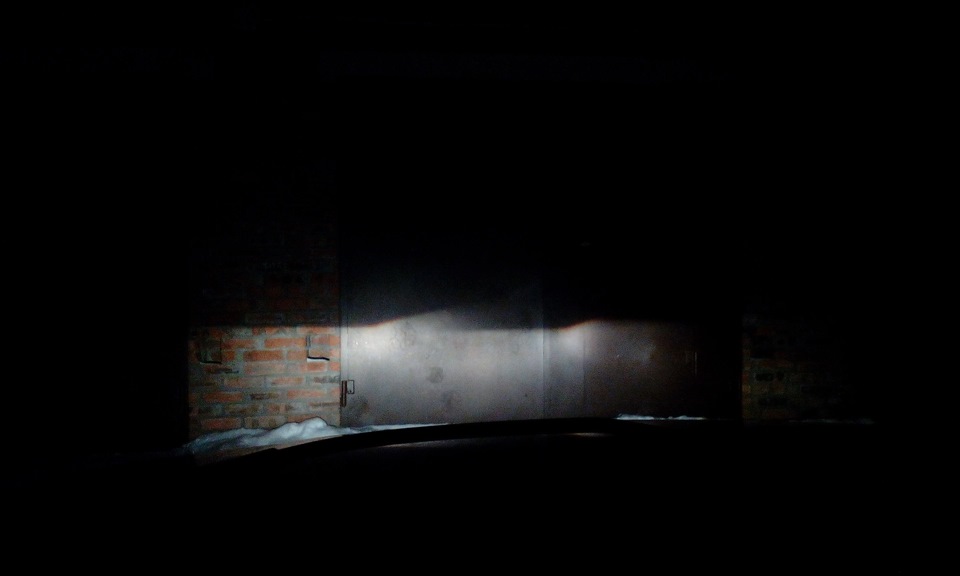 Світло фар 1