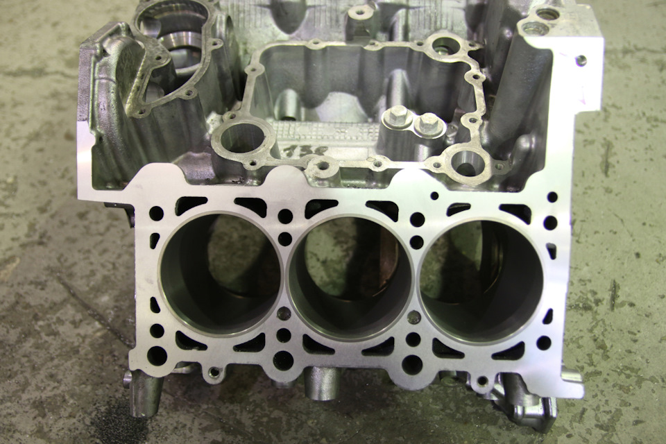 #19: Підготовка AUDI S4 3.0 TFSI до Stage 3: Гільзування двигуна Nissan (CL33080) 1
