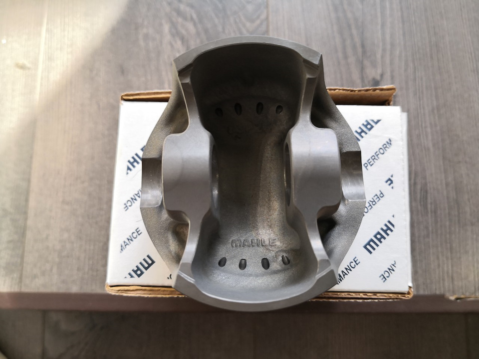 #28: Ковані поршні MAHLE POWERPAK для Audi 3.0 TFSI 5