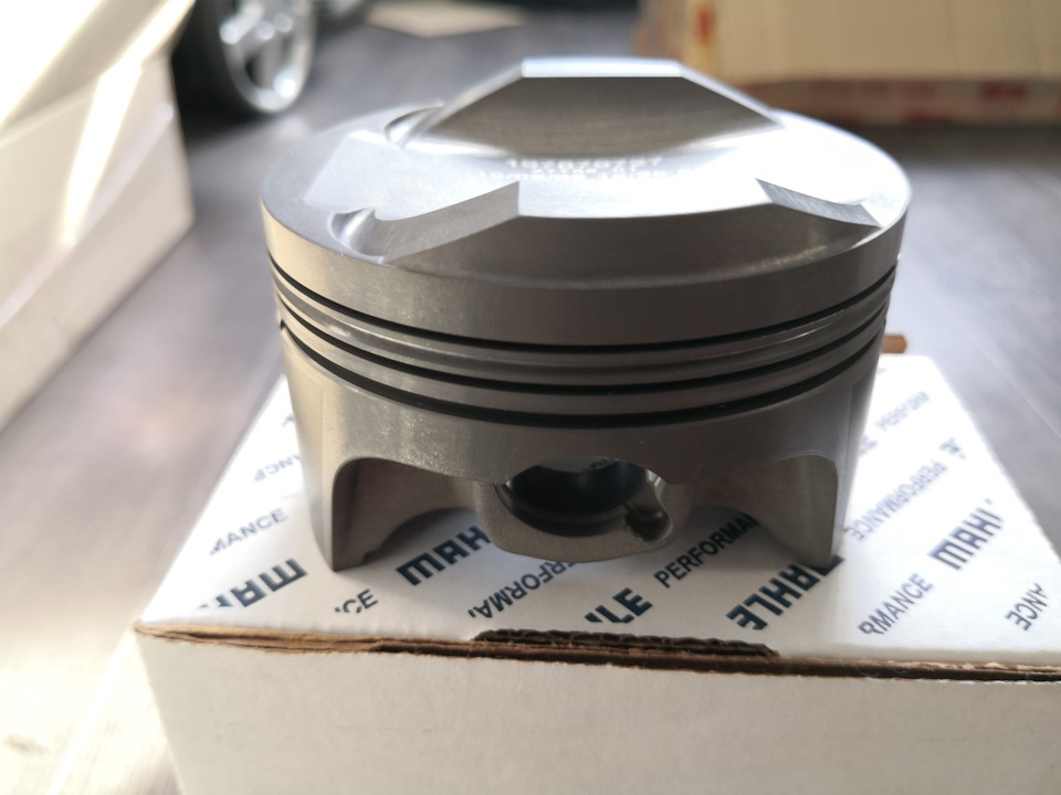 #28: Ковані поршні MAHLE POWERPAK для Audi 3.0 TFSI 1