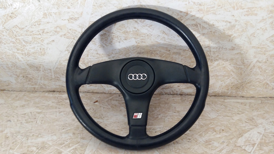 Куплю Кермо Audi s2 s4 1
