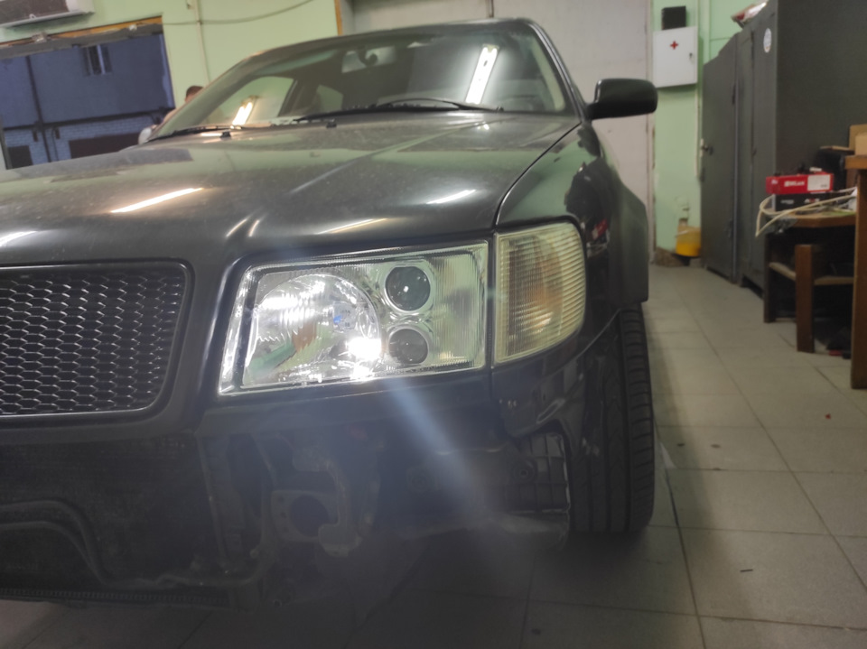 Оптика Audi 100 urs4) 5
