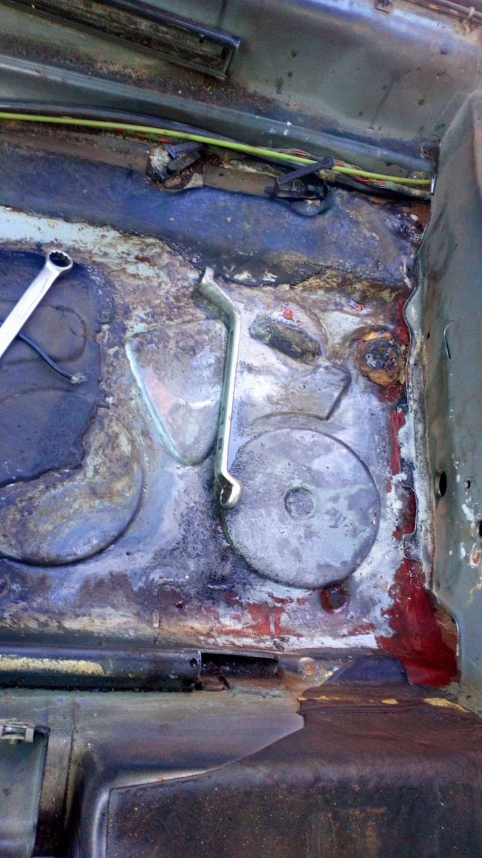 Пол Audi s4c4 4