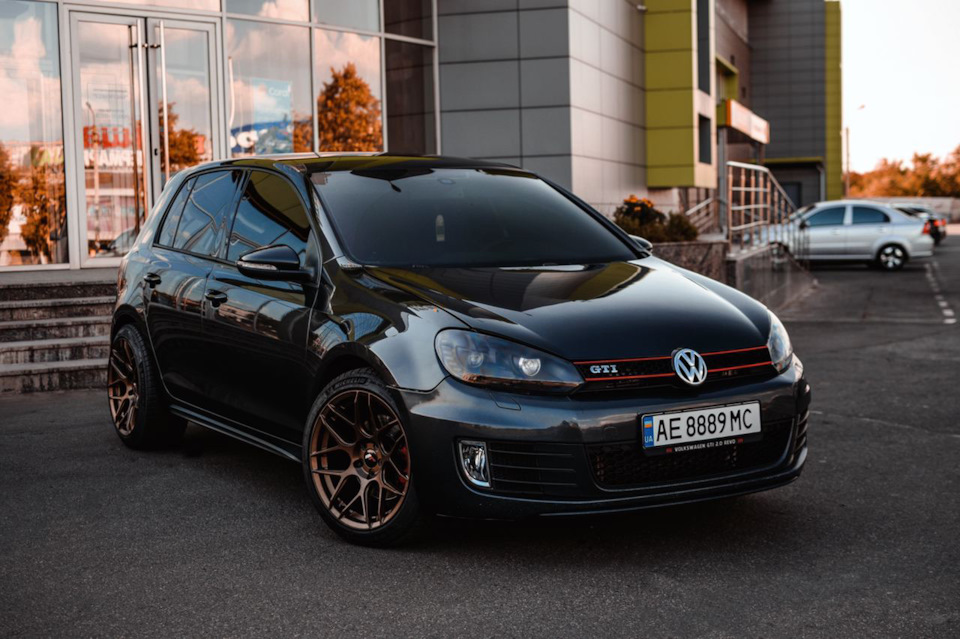 Мій колишній вуличний боєць VW GOLF GTI 6 3
