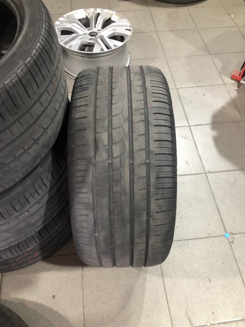 Зачіп під'їхав Michelin PS4 3