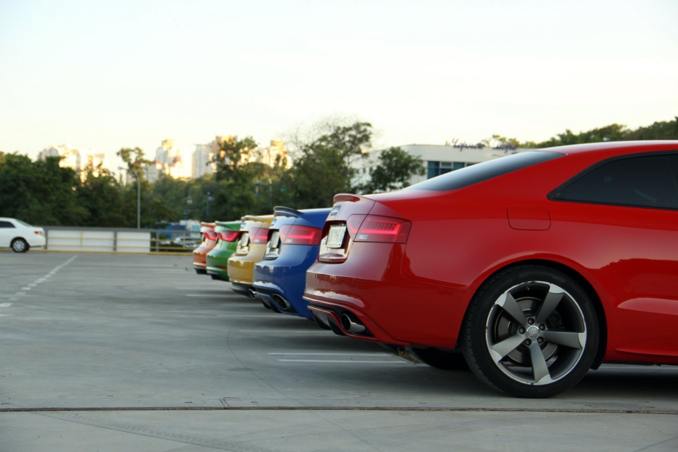 AUDI BIG FAMILY 4
