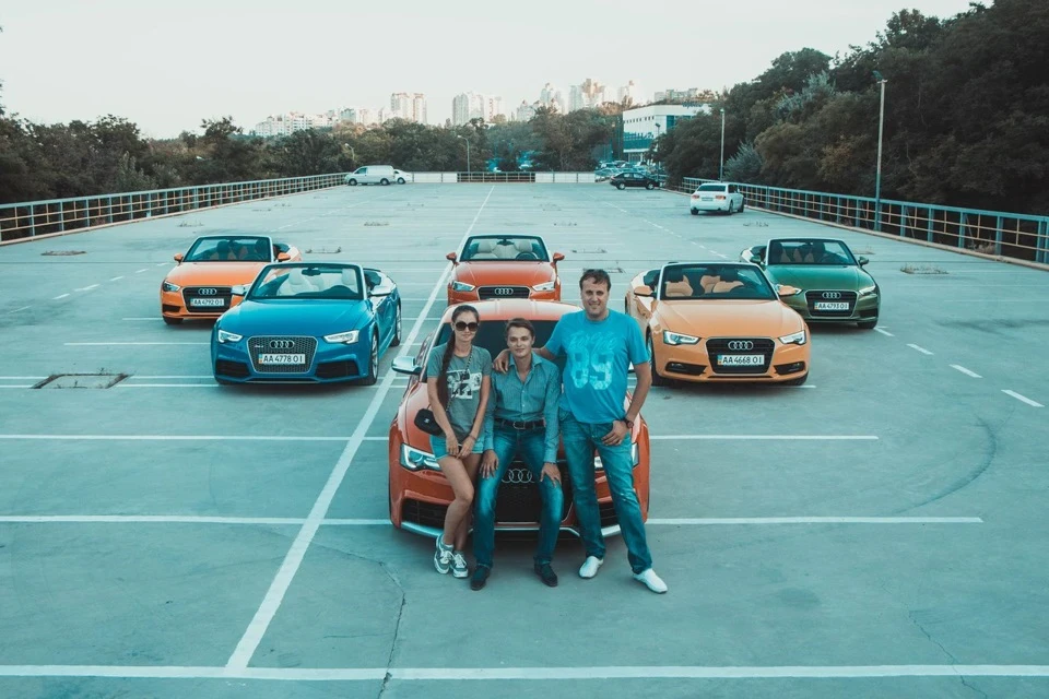AUDI BIG FAMILY