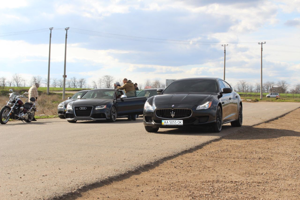 # 105 Audi S5 vs Audi RS6 vs Audi RS7 vs Maserati Novitec 5