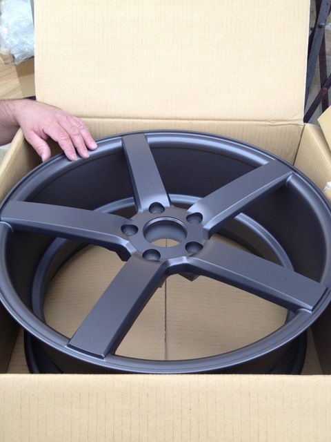 # 23 диски Vossen CV3 R20 1