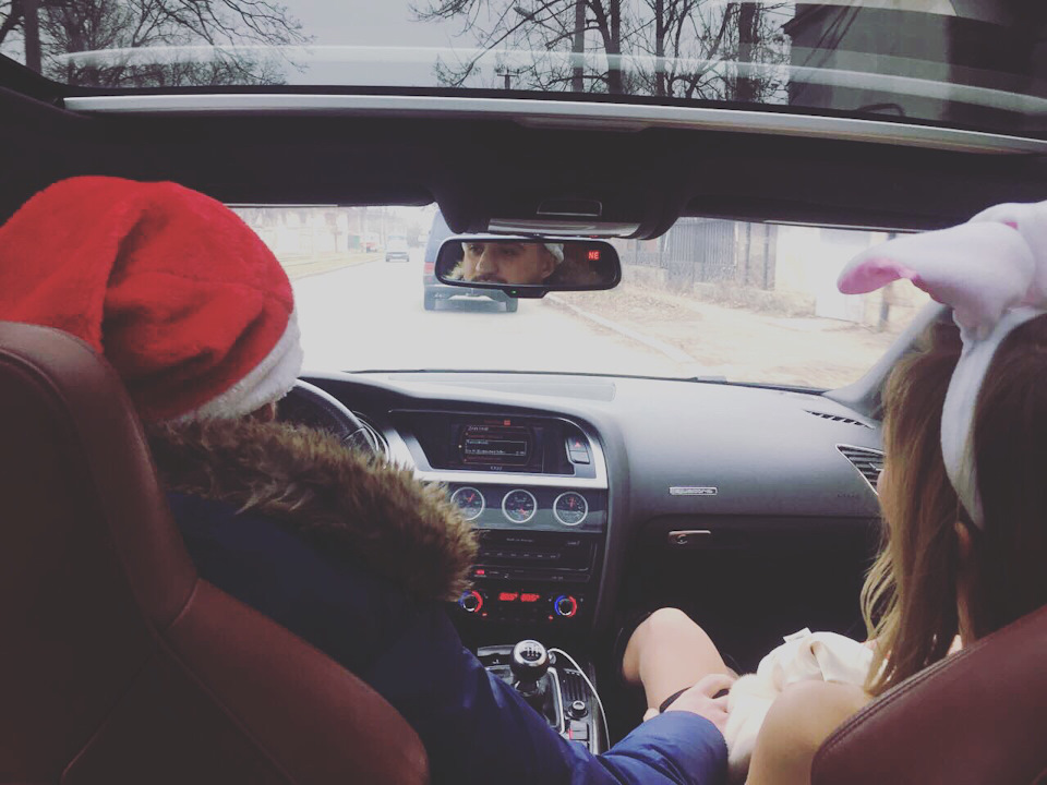 # 96 Audi S5 TTS vs C63 AMG 4