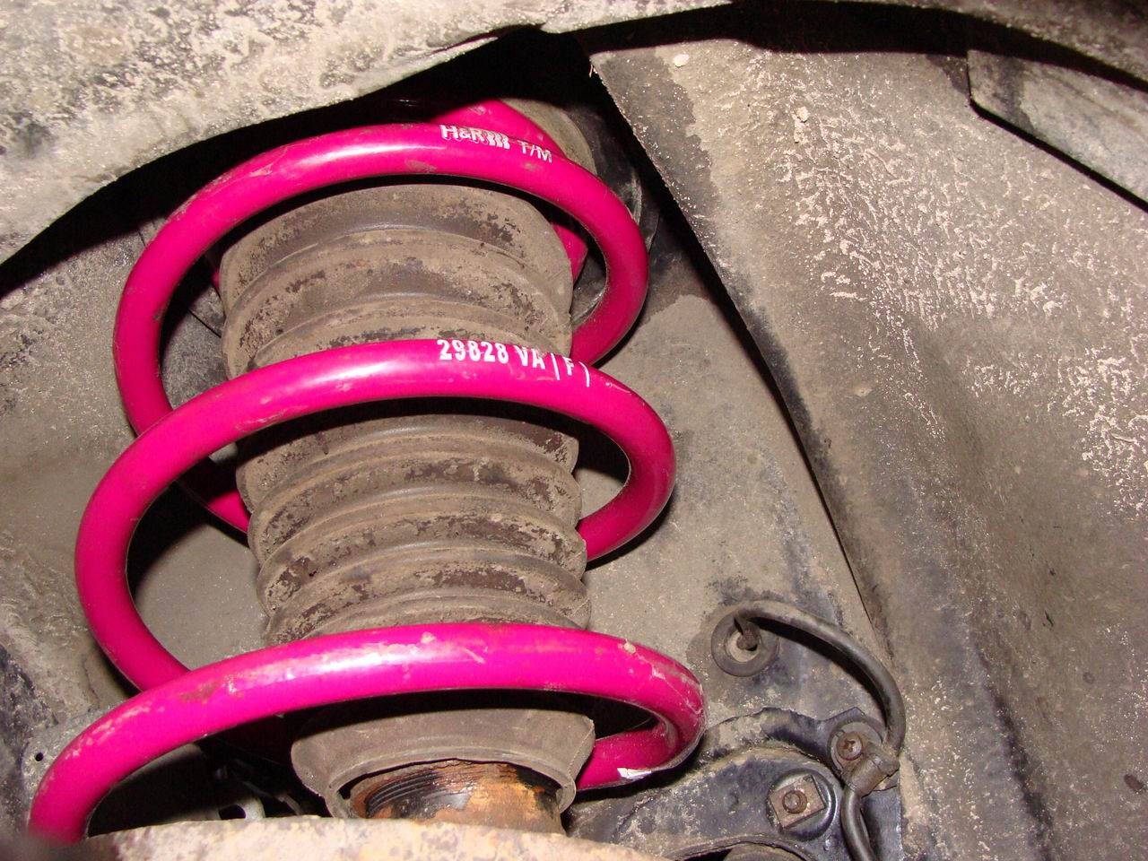 Ну ось добрався до підвіски: Kayaba ultra sr+H&R springs -30mm 3