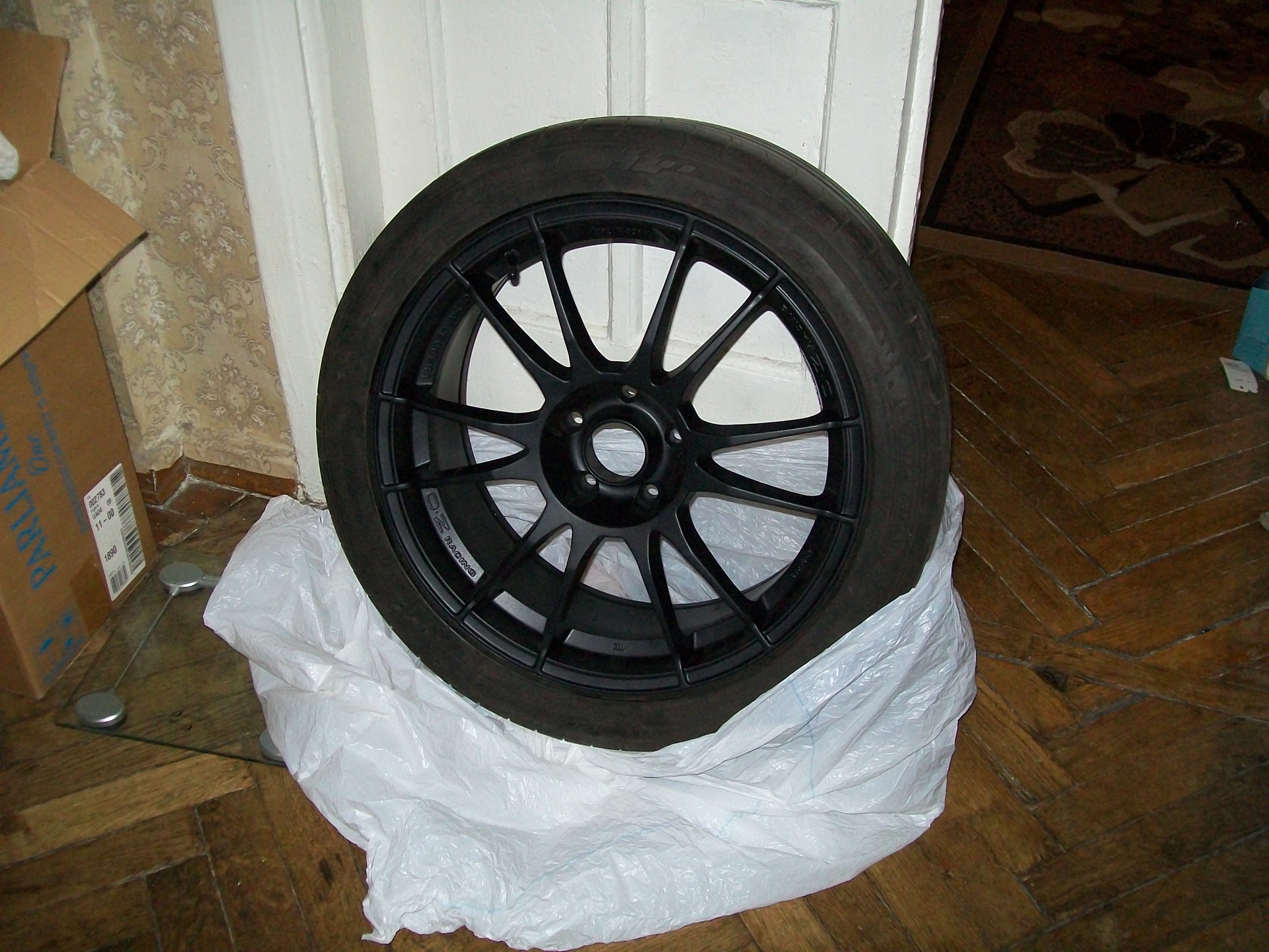 От і диски на літо прикупив OZ Ultraleggera R18;) 1