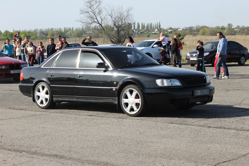 Audi S6 2.2turbo 300л.с VS BMW M5 E39 5.0 400л.с. 1