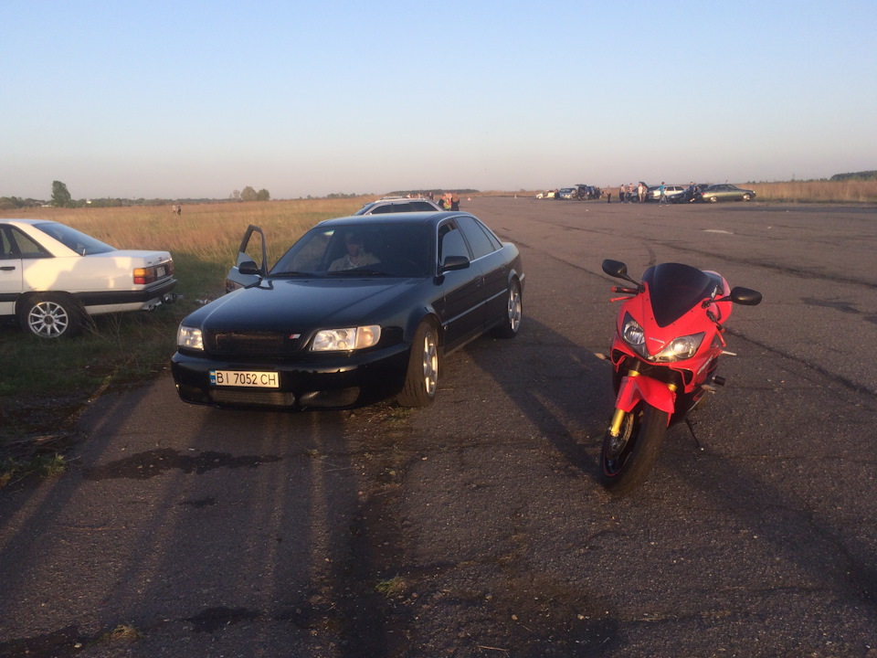 Audi S6 2.2turbo 300л.с VS BMW M5 E39 5.0 400л.с. 4