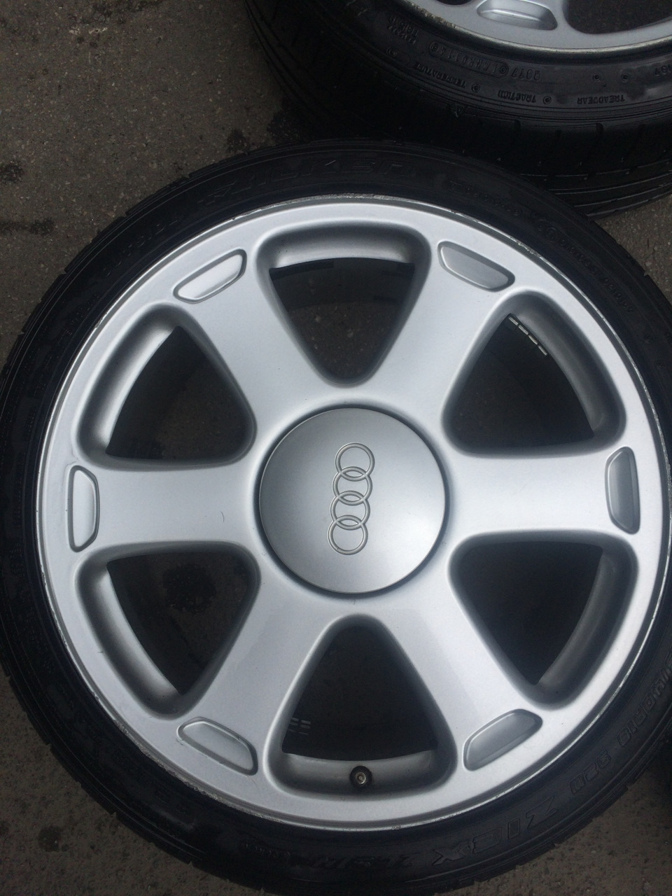 Продам Avus r18 Audi оригінал 4