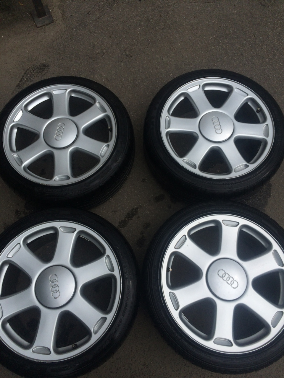 Продам Avus r18 Audi оригінал 1