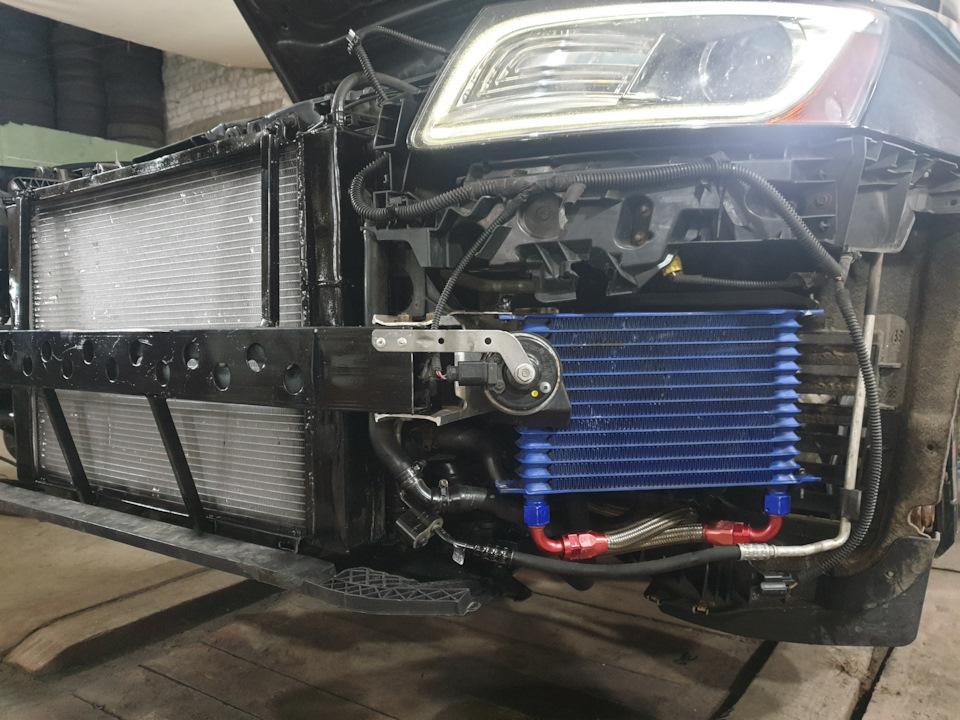 7. Маслокулер, радіатор мастила двс 3.0tfsi 1