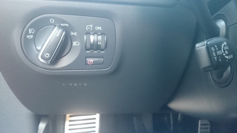 Датчики дощу та світла Audi TT (Light and rain sensors). 3