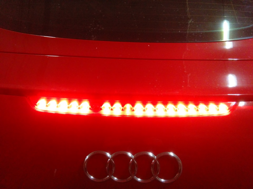 Додатковий стоп-сигнал Audi TT 1