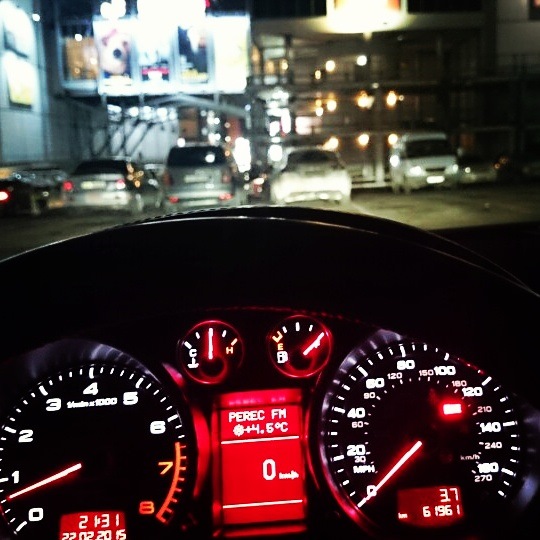 Який об'єм бензобака Audi TT? 55 літ? 2