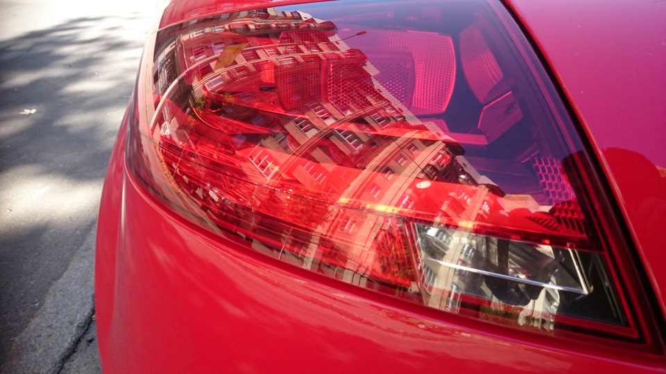 Проблема із задніми ліхтарями Audi TT вирішена. 1