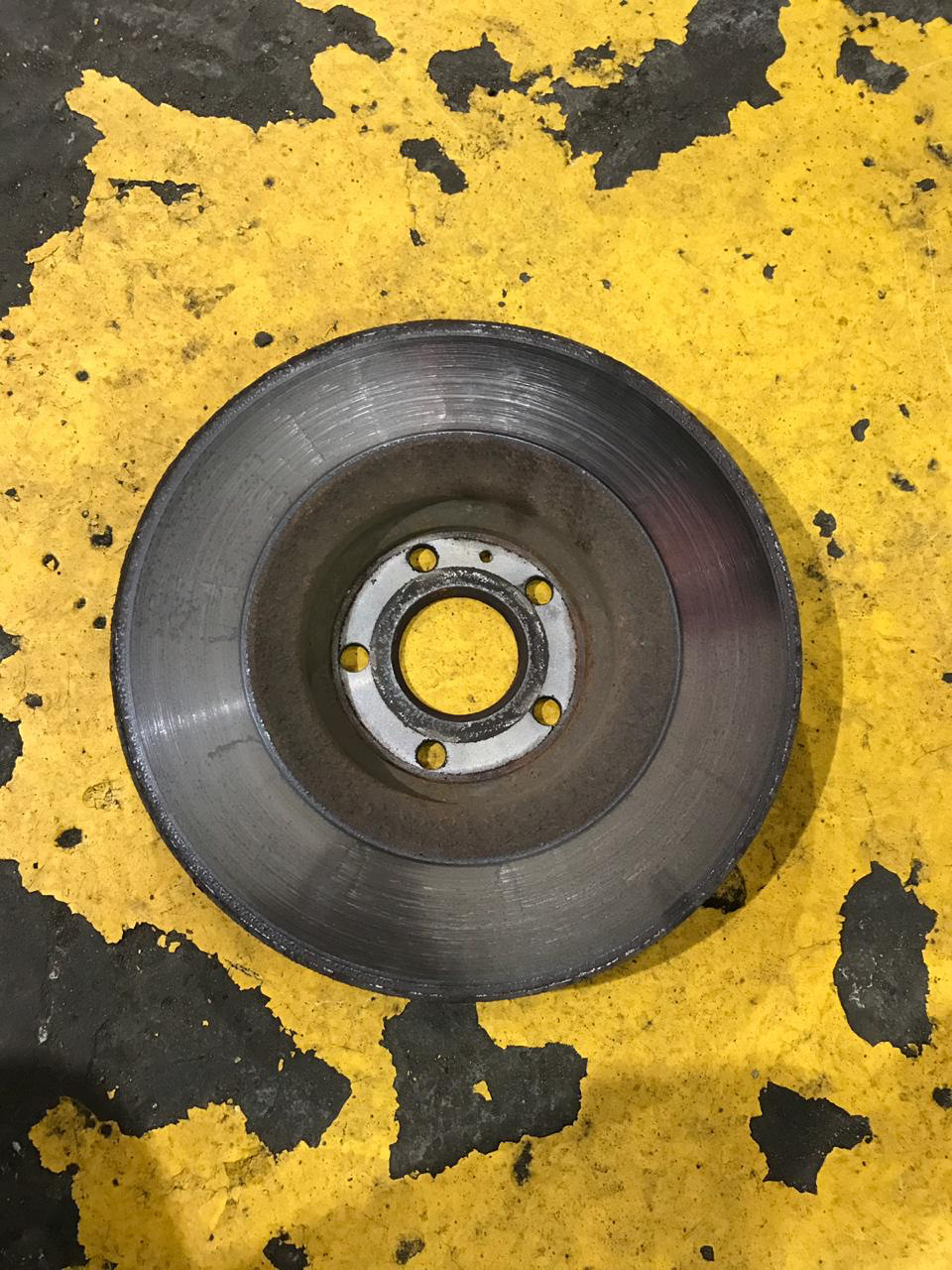 Replacing brake system on Audi TT 3.2 TRW 4
