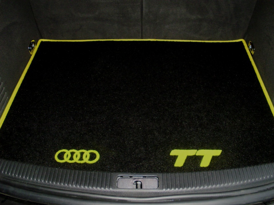 Килимок в багажник Audi TT (Yellow style) 2